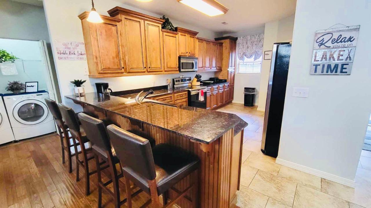 Rockwood Condos On Table Rock Lake With Boat Slips Indian Point Exterior photo
